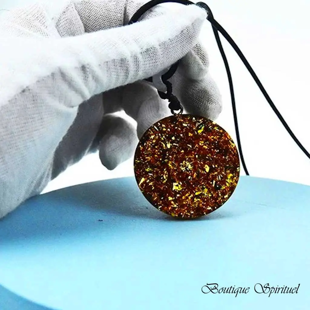 pendentif orgonite au lapis lazuli