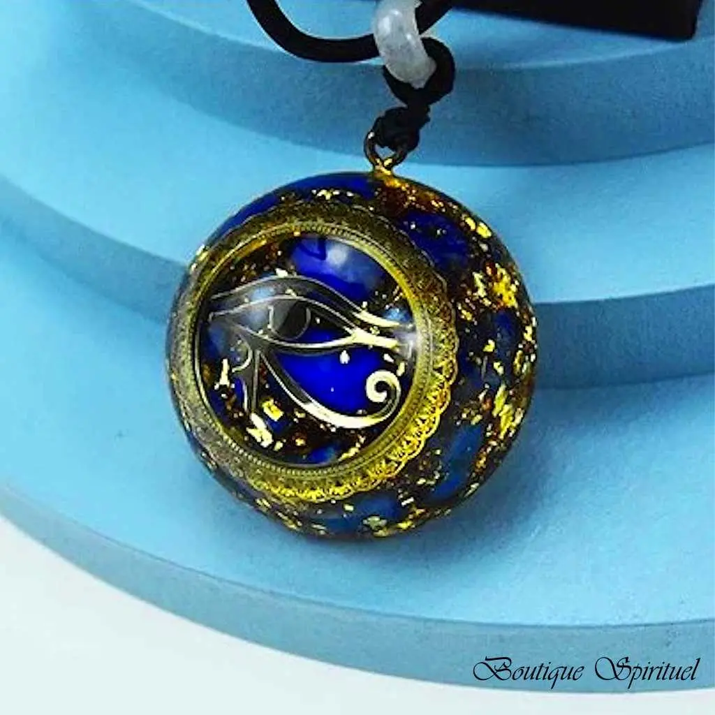 pendentif orgonite au lapis lazuli