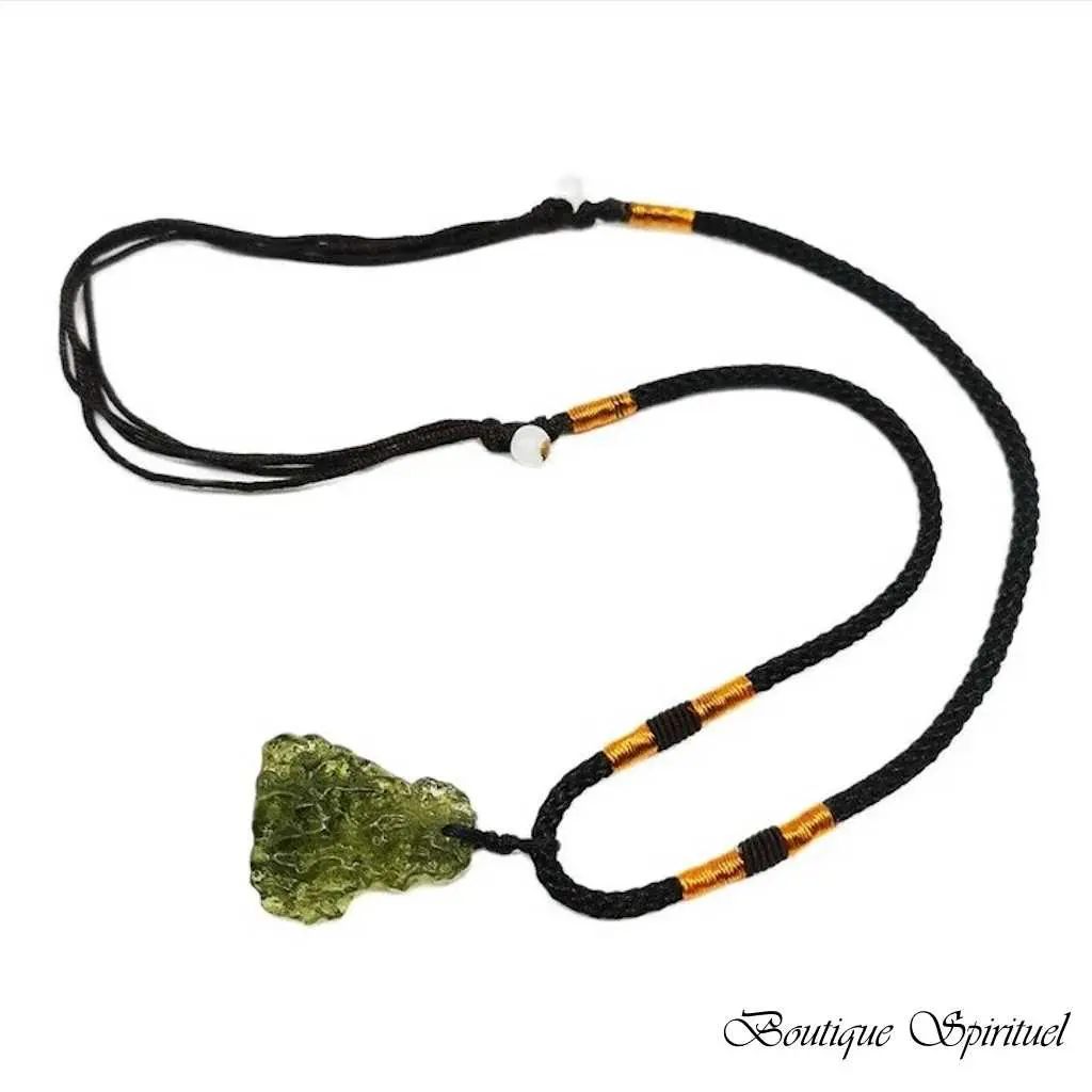 pendentif en moldavite guérison