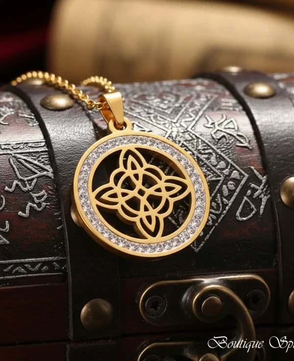 collier nœud de sorcière